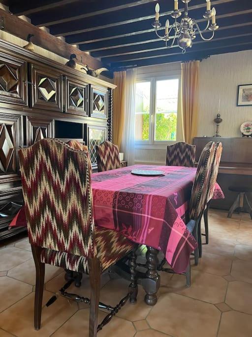 נים Maison Familiale Idealement Situee Avec Tout Le Confort מראה חיצוני תמונה